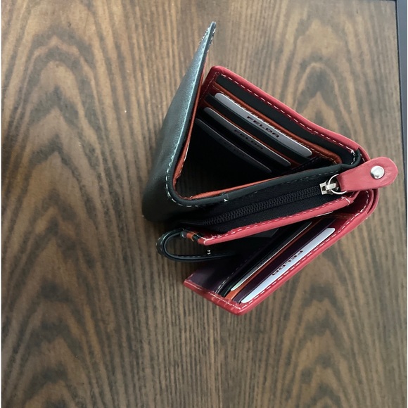 Felda Wallet - Picture 3 of 5